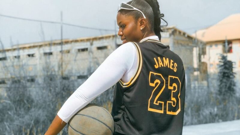 LeBron James’ Free Agency: Three Teams Emerge in Reported Shift