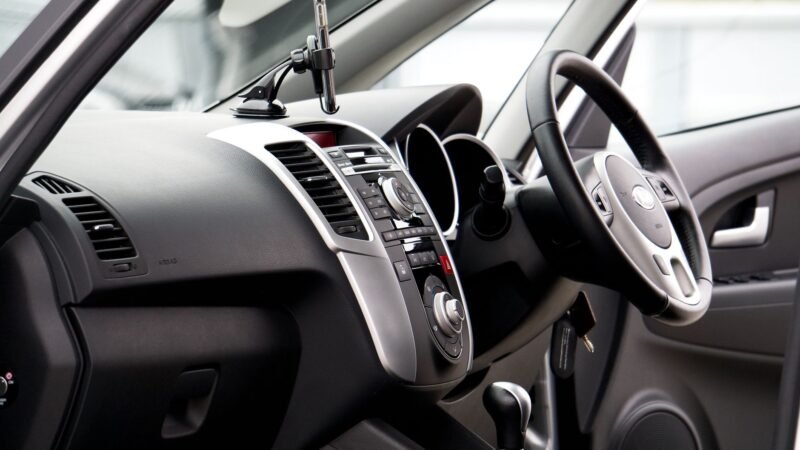 Waze AI Upgrade: Smart Commutes Fuel Data Privacy Debate