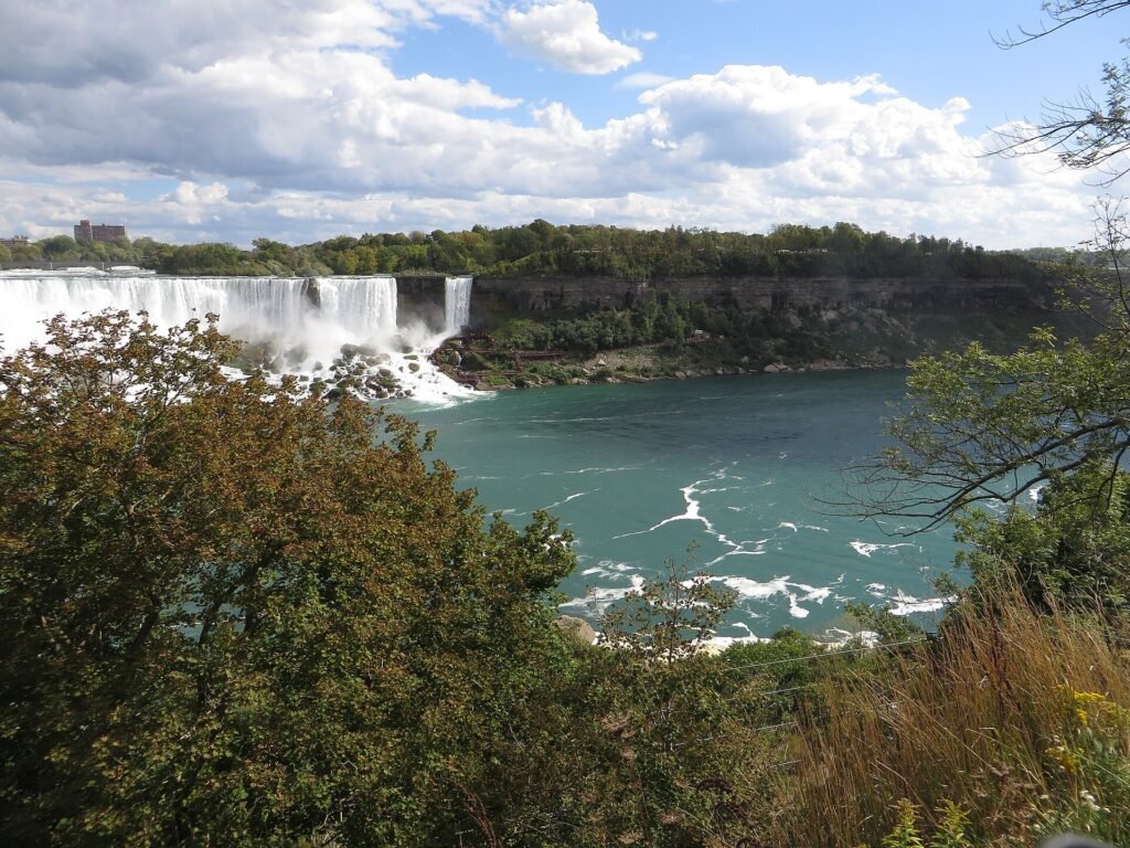 Thematic lead image: Lake Ontario, border, water — Lake Ontario Renaming: A Precedent for Unilateral Redefinition of Shared Spaces | National Times