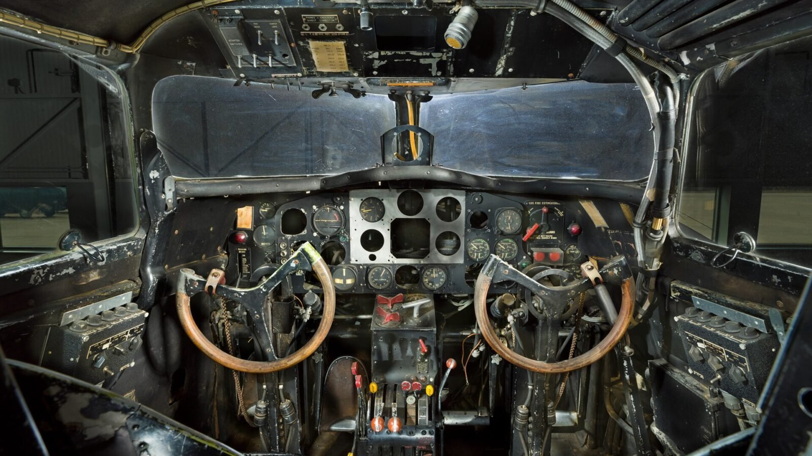 Thematic lead image: airplane cockpit, pilot — Pilot Screening Reveals Deeper Aviation Safety Gaps Beyond Substance Abuse | National Times