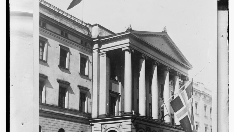 Thematic lead image: Norwegian Royal Palace — Norway's Monarchy After Harald: Three Paths to 2030 | National Times