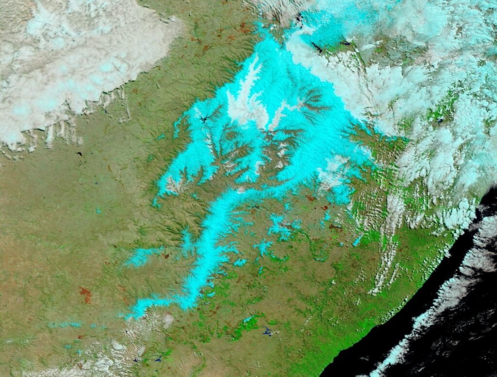 Thematic lead image: snow, mountains, landscape — Southern Africa's Climate Anomaly Signals Broader Global Instability | National Times