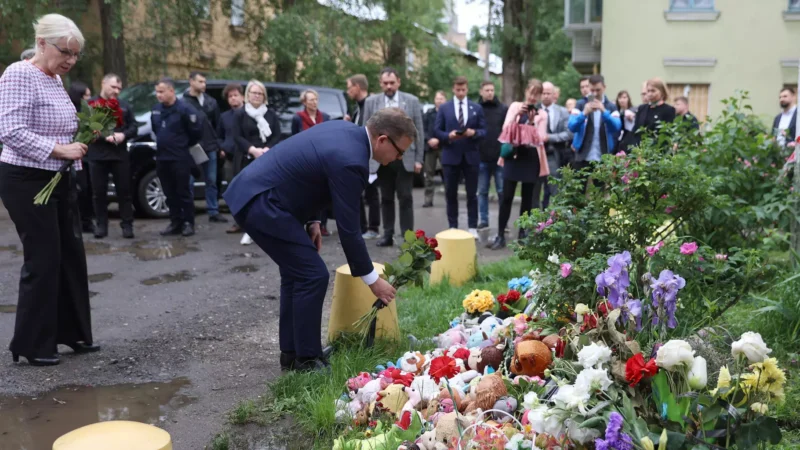 Thematic lead image: damaged apartment building — Kyiv strikes challenge Western air defence supply strategy | National Times