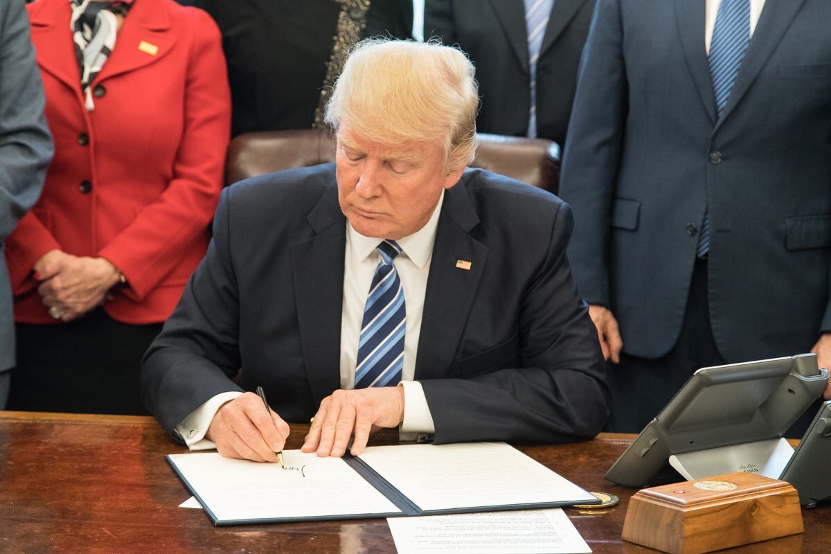Thematic lead image: presidential executive order — Trump's Vaccination Order: A Strategic Play Beyond Public Health | National Times