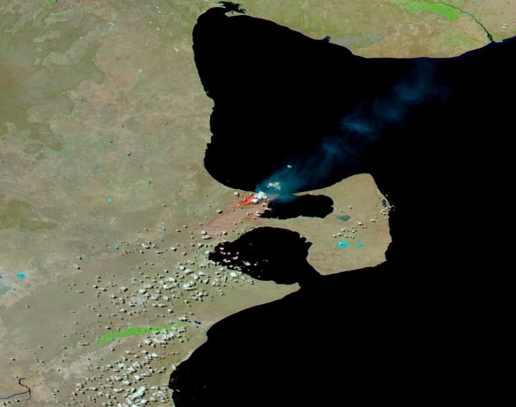 Thematic lead image: wildfire helicopter crash — Fatal Helicopter Crash Underscores Escalating Wildfire Resource Strain | National Times