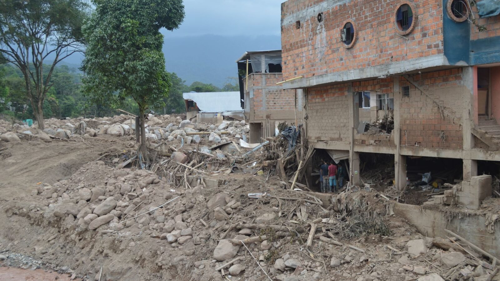 Thematic lead image: earthquake devastation — Colombia quake exposes fragile state capacity beyond immediate rescue | National Times