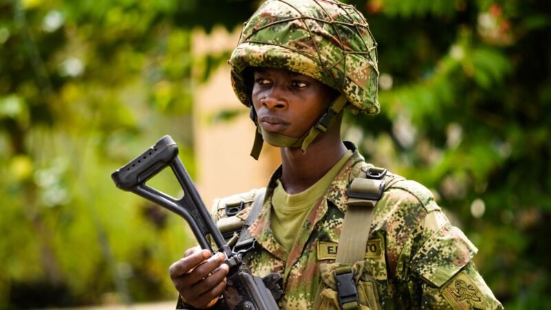 Thematic lead image: Malian soldiers and paramilitaries — Malian Atrocities Signal Deepening Russian Paramilitary Entrenchment | National Times