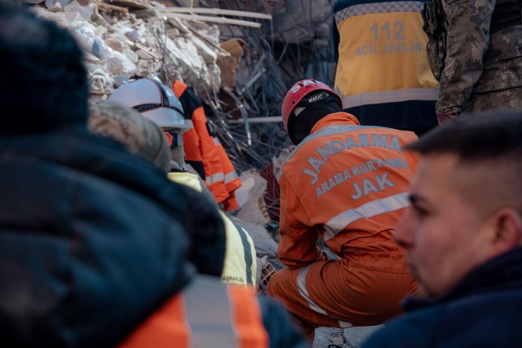 Thematic lead image: earthquake aftermath, rescue operations — Indonesia Earthquake: Beyond the Immediate Aftermath in Flores | National Times