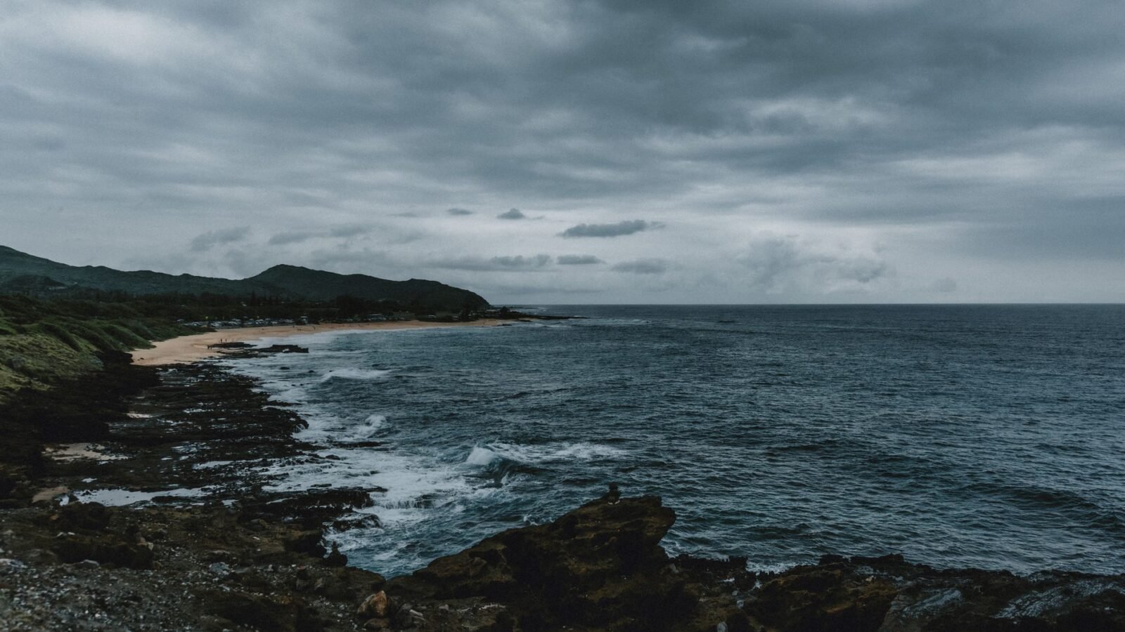 Thematic lead image: hurricane storm weather — Hawaii's Hurricane Preparedness: A Test Case for Climate Adaptation | National Times