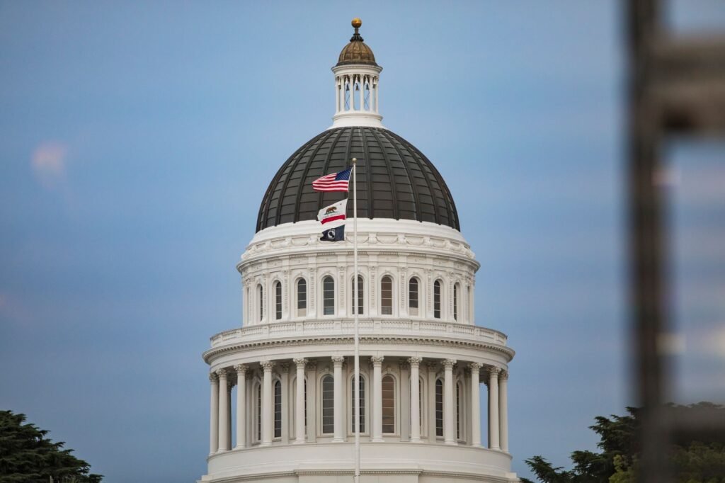 Thematic lead image: California State Capitol, flag — AIPAC Spending Elevates California Special Election to Geopolitical Referendum | National Times