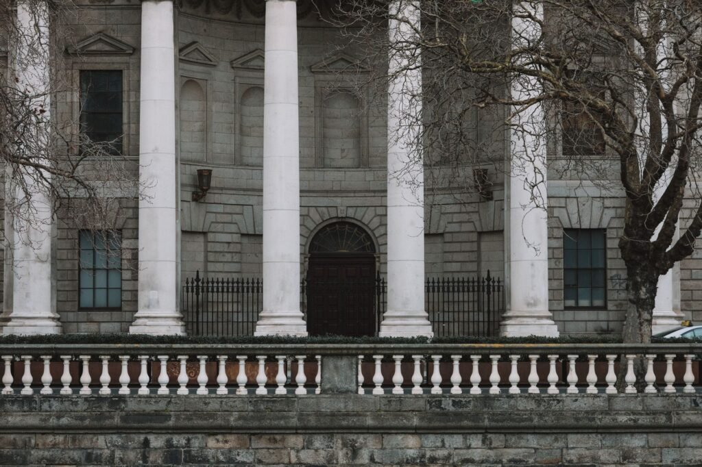 Thematic lead image: international justice extradition — Kinahan extradition tests global reach of criminal justice systems | National Times