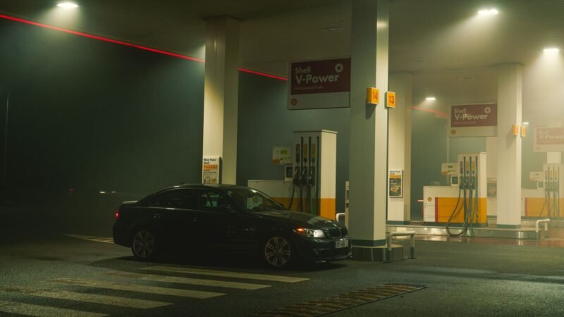 Thematic lead image: petrol station queue — Russian Fuel Shortages: Sanctions or Supply Chain Dysfunction? | National Times