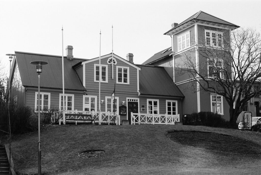 Thematic lead image: Althingi parliament building, Icelandic flag — Icelandic EU Referendum Rejects Accession Talks, Defying Government Push | National Times