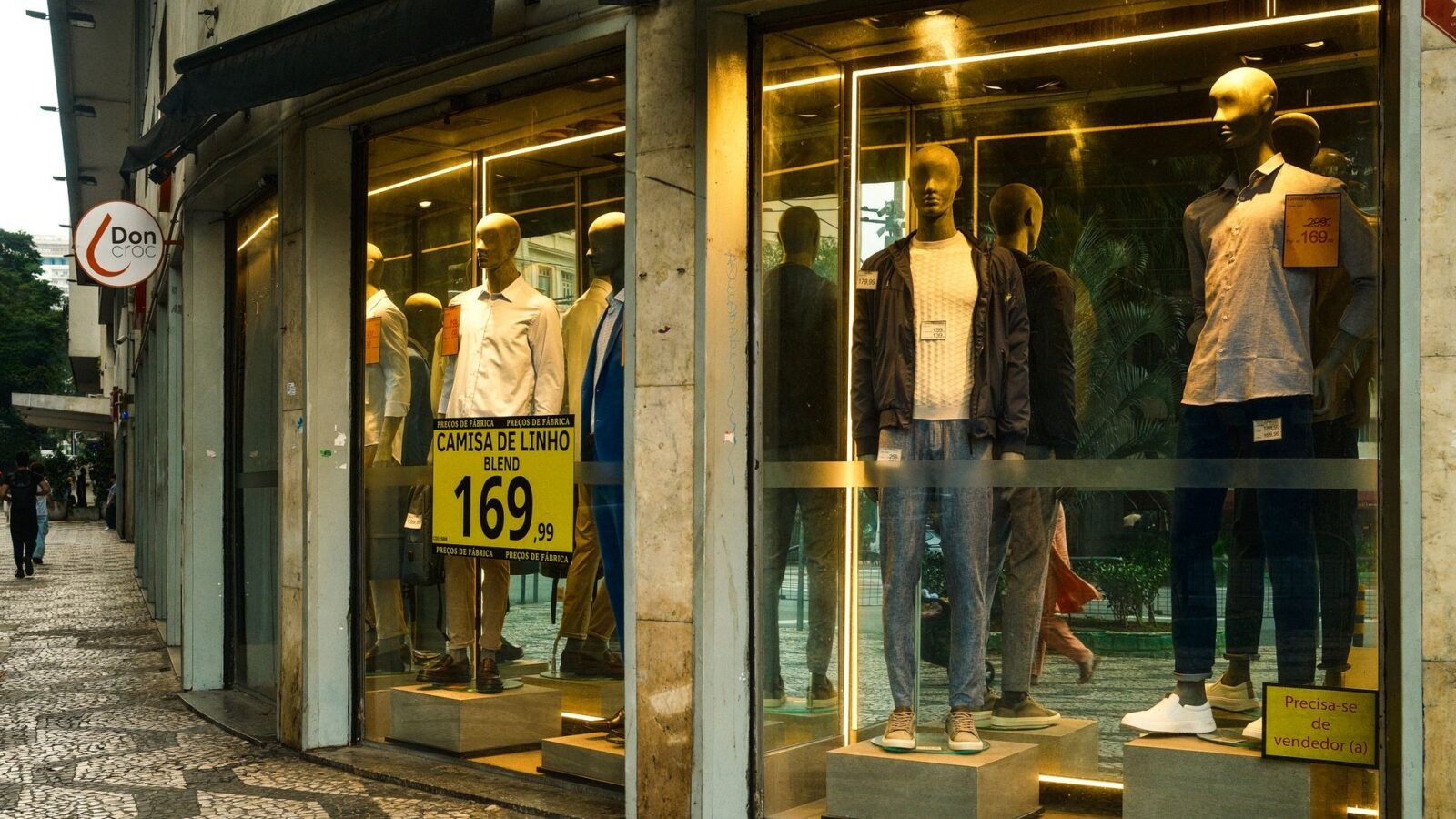 Thematic lead image: retail store, consumer goods — Casas Bahia Bankruptcy Signals Broader Latin American Retail Distress | National Times