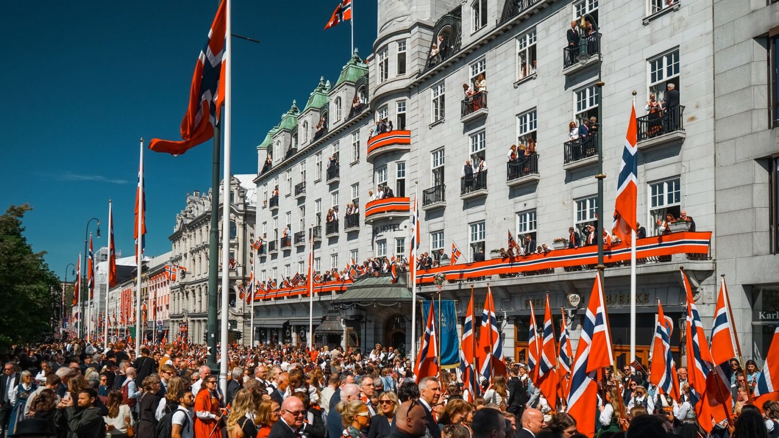 Thematic lead image: Royal palace, Norwegian flag — Norway's Monarchy at a Crossroads: Succession and Soft Power to 2030 | National Times