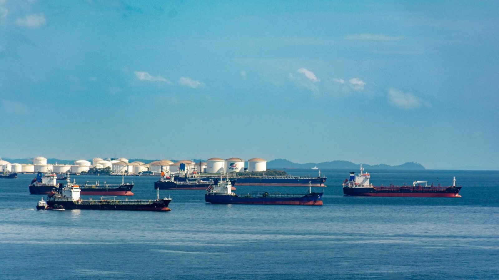Thematic lead image: oil tanker, sanctions, trade — US-China Sanctions Rift: Unpacking the Limits of Economic Coercion | National Times