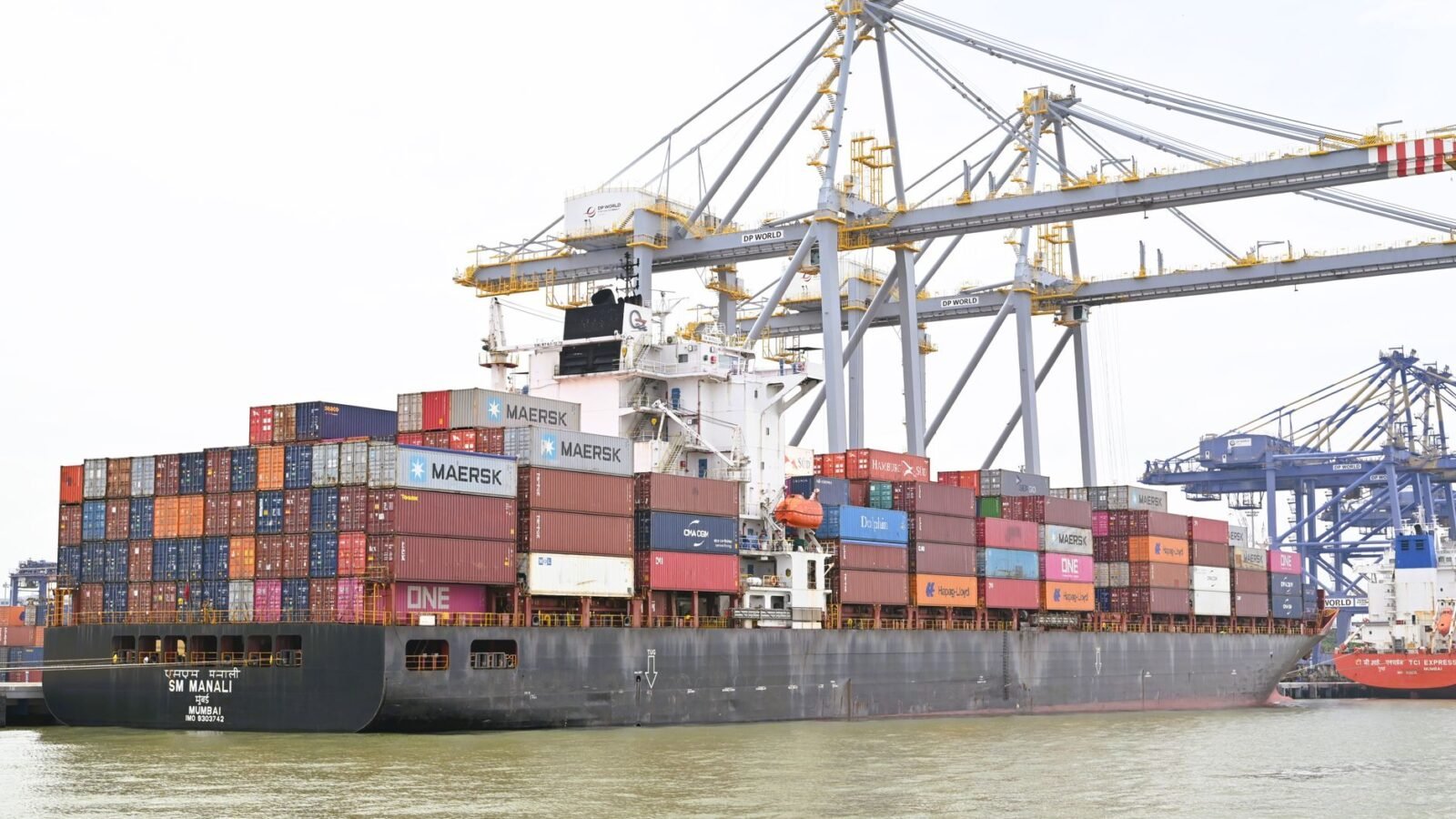 Thematic lead image: shipping containers, agricultural products — India's Agricultural Exports Face Scrutiny Amid Quality Control Concerns | National Times