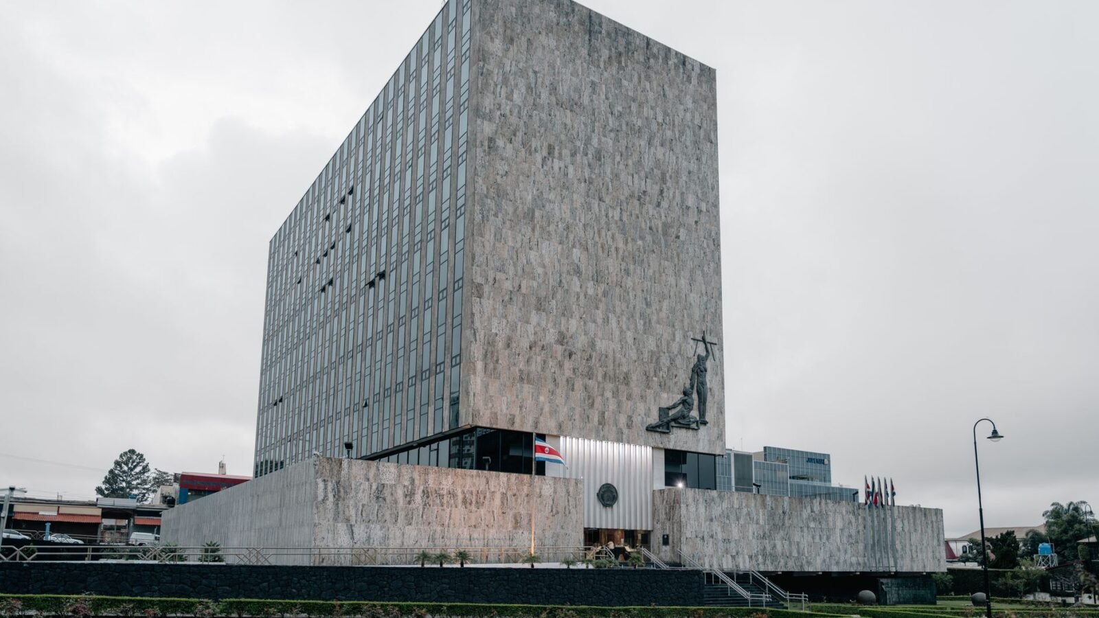 Thematic lead image: Justice, law enforcement, international cooperation — Kinahan Extradition: Signalling a New Era in Transnational Crime Enforcement | National Times