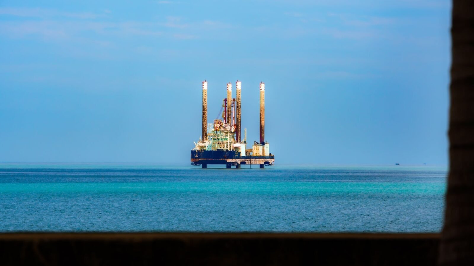Thematic lead image: Oil drilling Amazon environment — Lula's Amazon Oil Bet: A Test of Brazil's Green Credentials | National Times