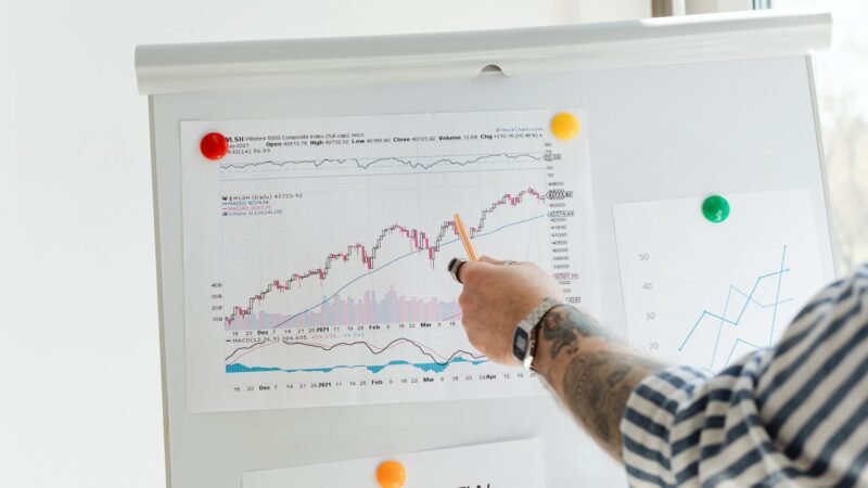 Thematic lead image: investor sentiment, economic outlook — Investor Sentiment: The Bias Towards Optimism and its Market Implications | National Times