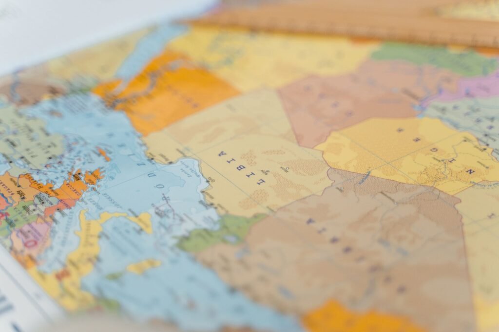 Thematic lead image: humanitarian aid, geopolitical leverage โ Humanitarian Aid: A Geopolitical Commodity, Not a Neutral Good | National Times