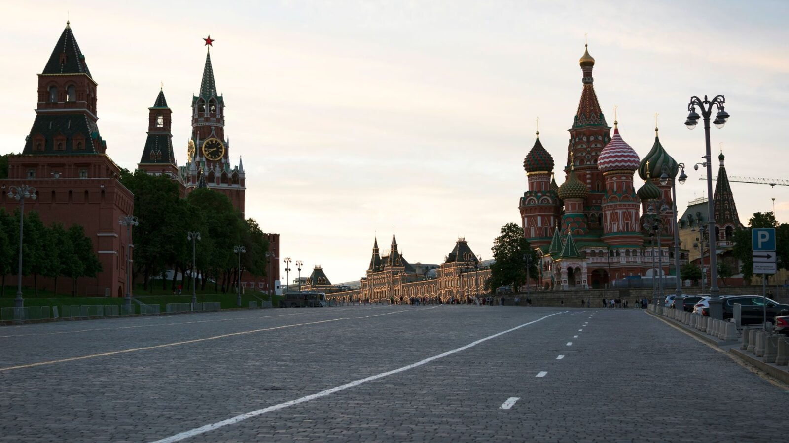 Thematic lead image: Kremlin, diplomatic negotiations — Moscow talks signal shift in US Ukraine strategy | National Times