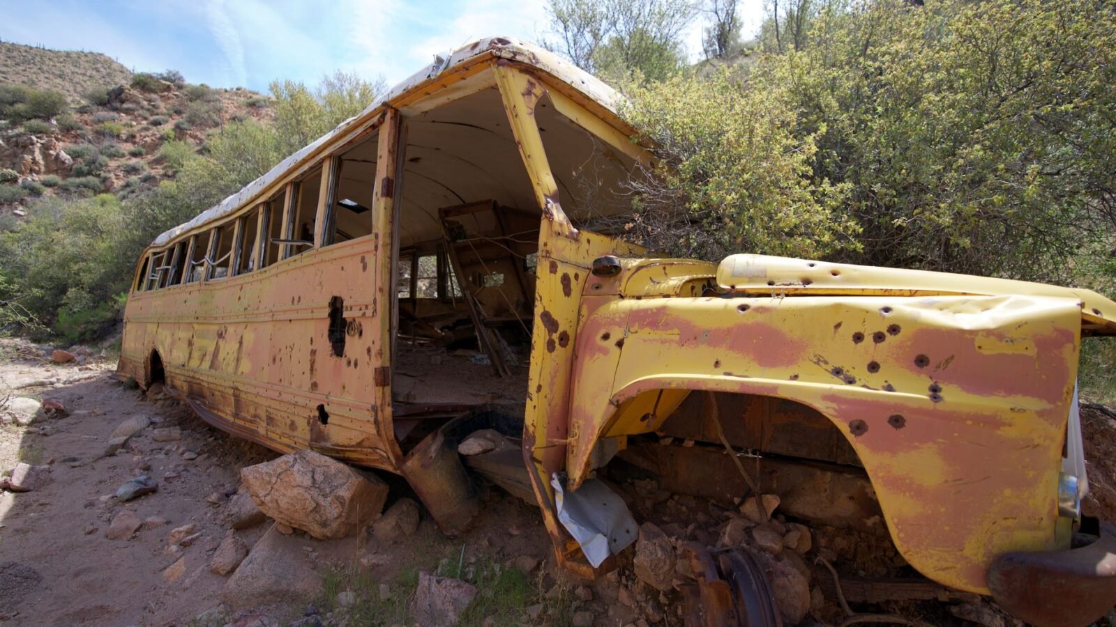 Thematic lead image: bus accident, road safety — Egypt's Road Safety Crisis: The Unspoken Toll of Tourism Infrastructure | National Times