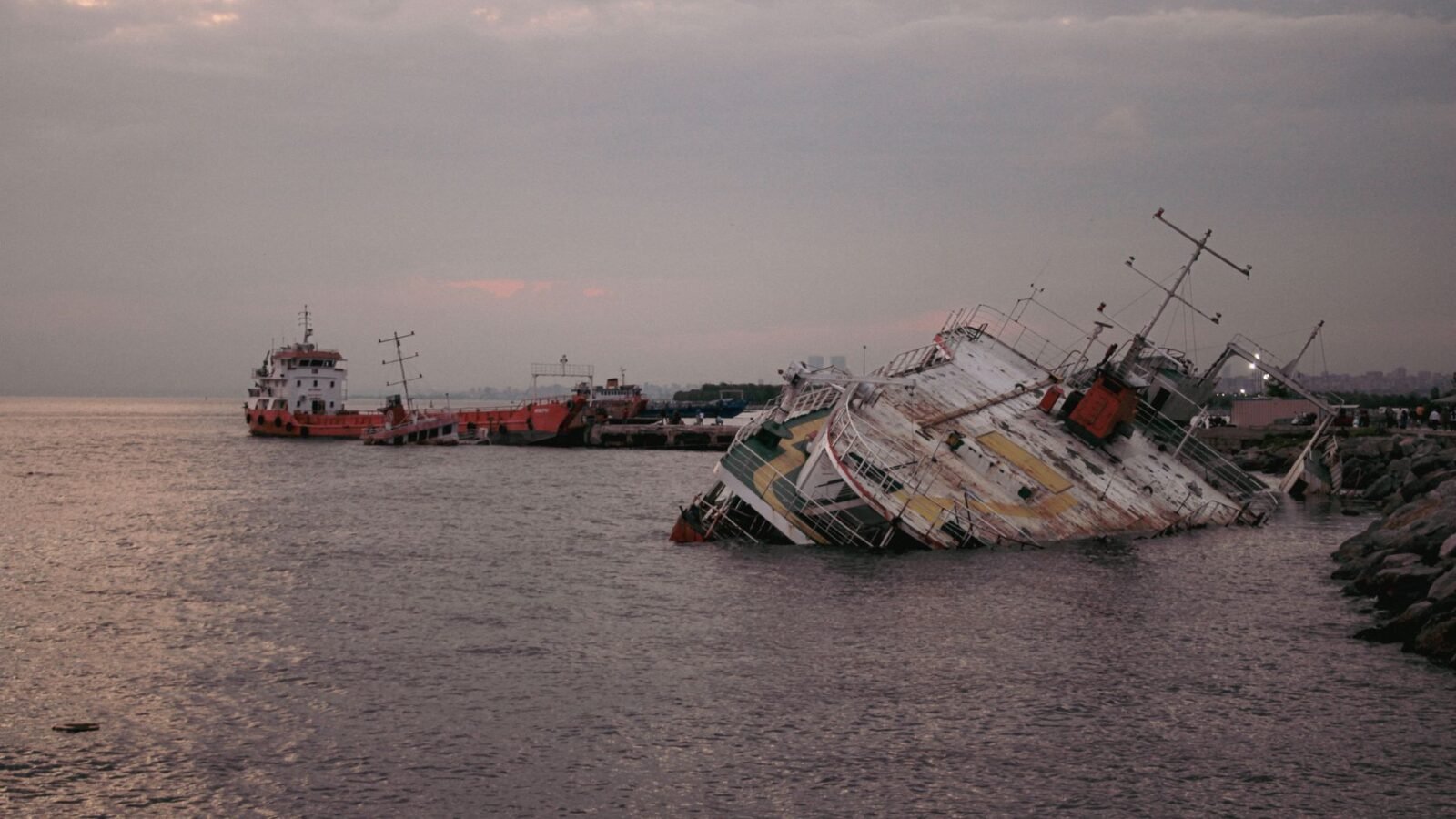 Thematic lead image: cargo ship fire, maritime rescue — Cargo Ship Fire: Xi's Intervention Raises Questions of Systemic Risk | National Times