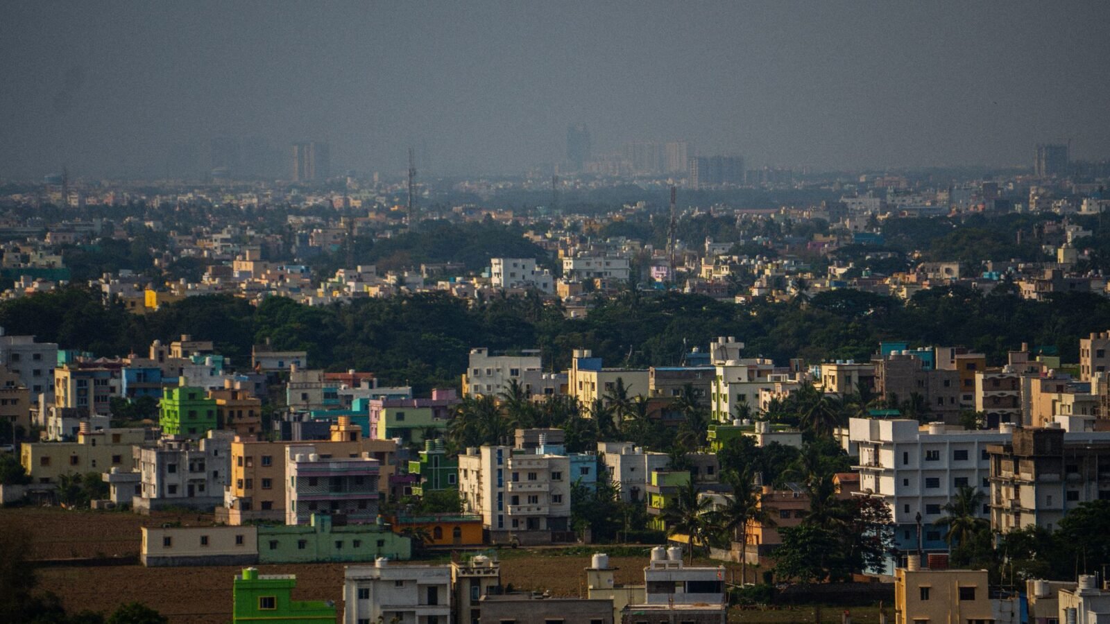 Thematic lead image: urban infrastructure, construction — India's Urbanisation Challenge: Infrastructure Resilience to 2030 | National Times