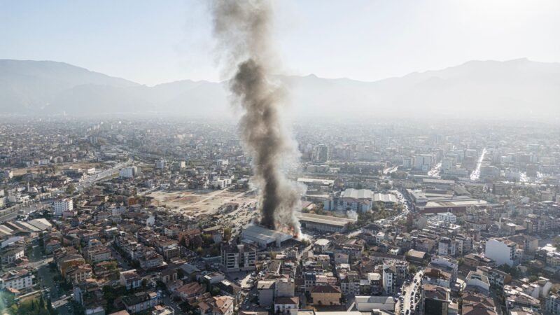 Thematic lead image: helicopter crash, news reporting — The Calculus of Risk: News Gathering and Public Safety After LA Helicopter Crash | National Times