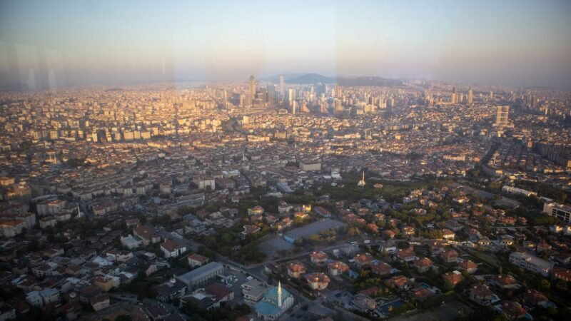 Thematic lead image: financial district skyline — JPMorgan Exit Tests Turkey's Financial Reintegration Prospects by 2030 | National Times